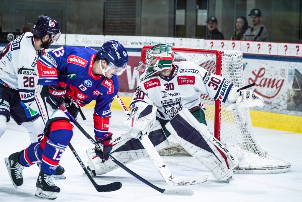 ICEHL Fehervar Visiert Allzeitrekord An Goalie Horvath Im Interview